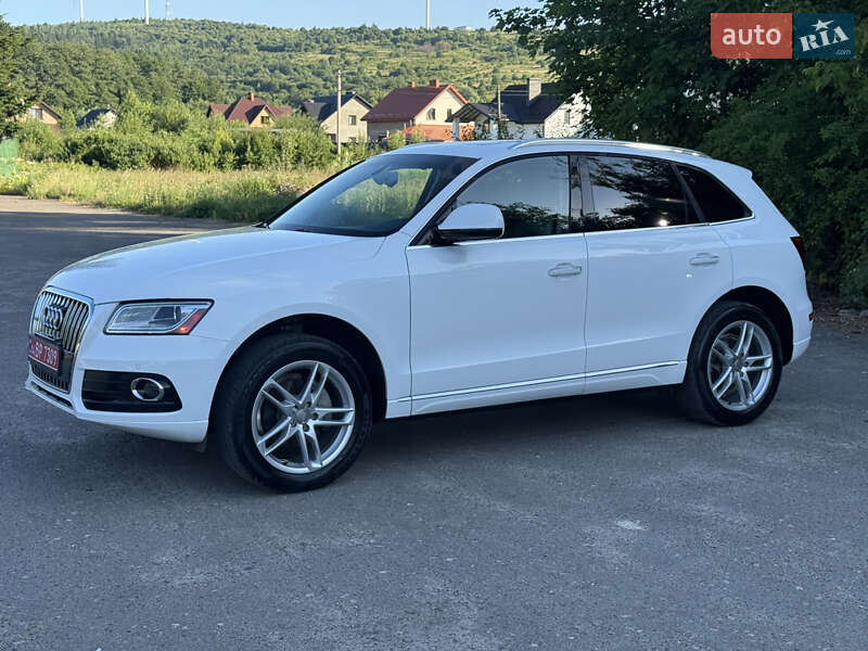Внедорожник / Кроссовер Audi Q5 2015 в Самборе
