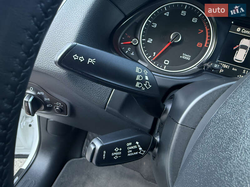 Внедорожник / Кроссовер Audi Q5 2015 в Самборе