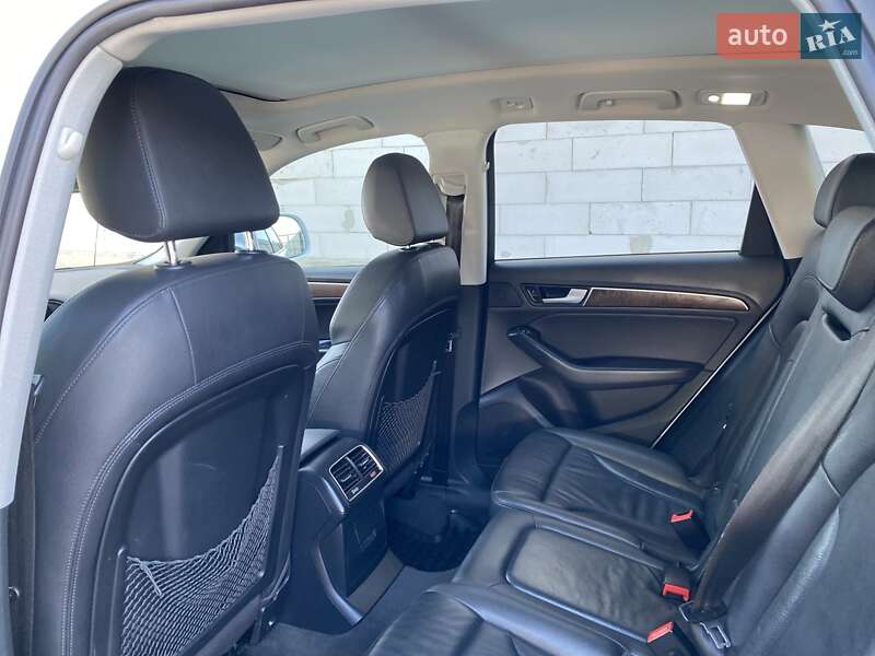 Внедорожник / Кроссовер Audi Q5 2014 в Хусте