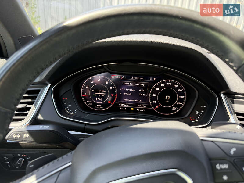 Внедорожник / Кроссовер Audi Q5 2018 в Киеве