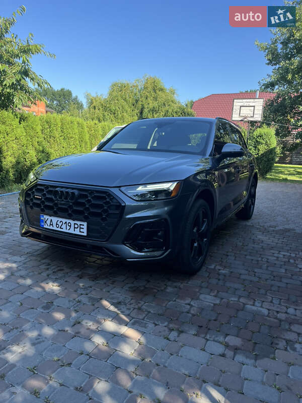 Внедорожник / Кроссовер Audi Q5 2023 в Киеве