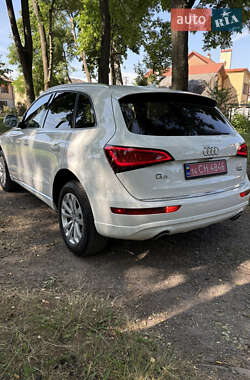 Позашляховик / Кросовер Audi Q5 2016 в 
