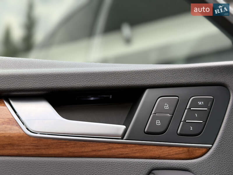 Внедорожник / Кроссовер Audi Q5 2022 в Дрогобыче