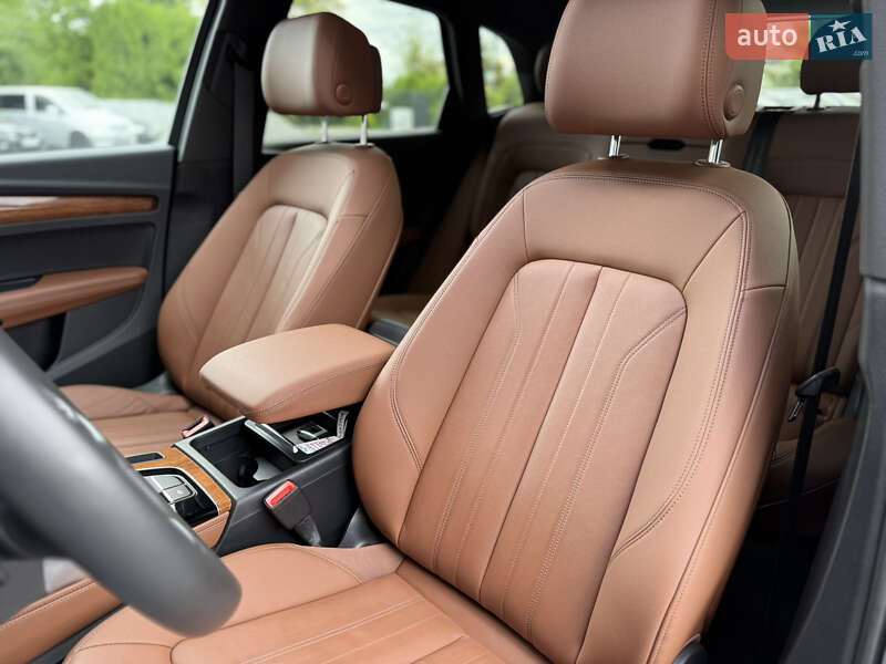 Внедорожник / Кроссовер Audi Q5 2022 в Дрогобыче