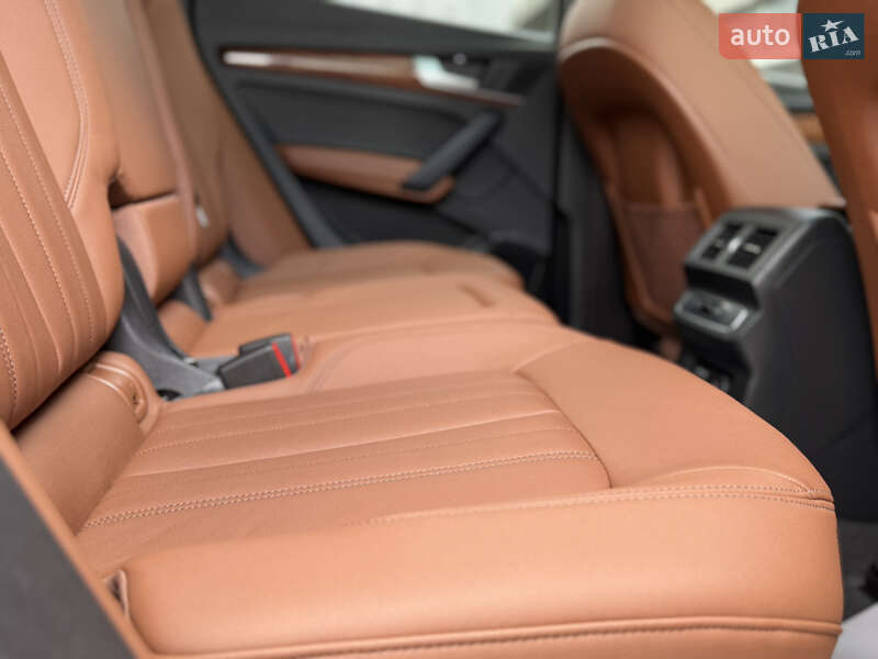 Внедорожник / Кроссовер Audi Q5 2022 в Дрогобыче