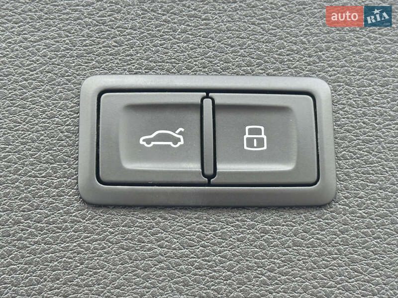 Внедорожник / Кроссовер Audi Q5 2022 в Дрогобыче