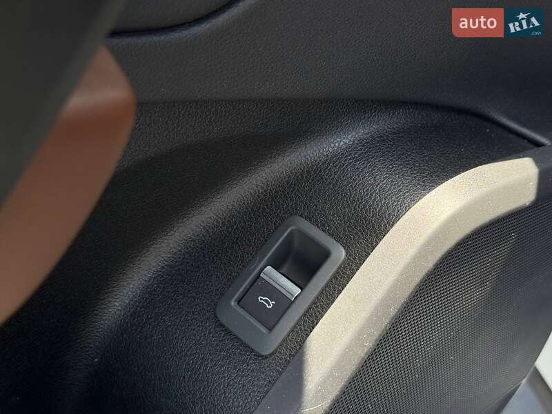 Внедорожник / Кроссовер Audi Q5 2018 в Ровно фото 23 Внедорожник / Кроссовер Audi Q5 2018 в Ровно