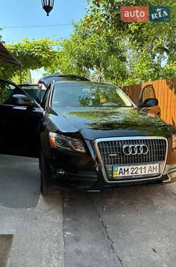 Внедорожник / Кроссовер Audi Q5 2011 в 