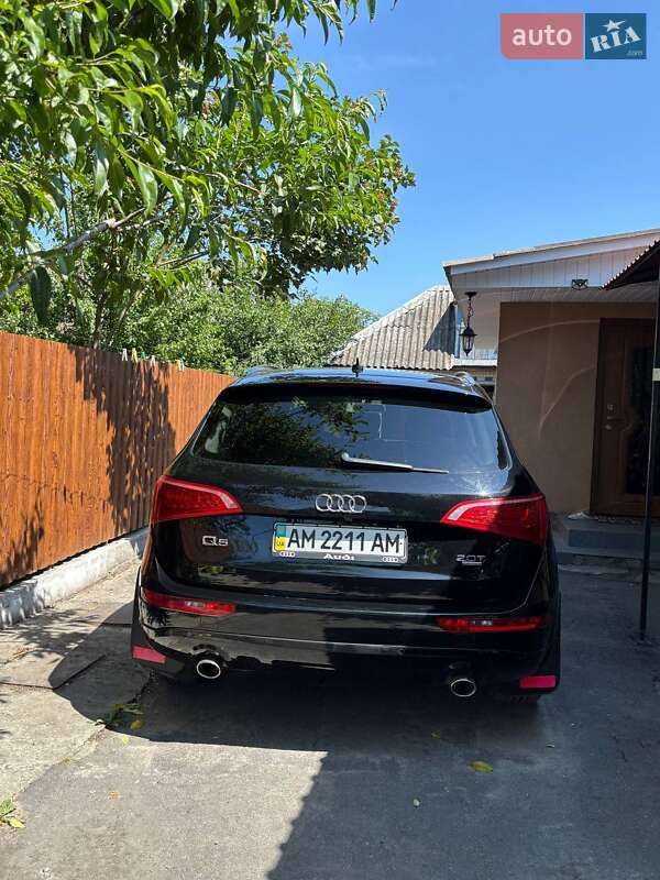 Позашляховик / Кросовер Audi Q5 2011 в Житомирі