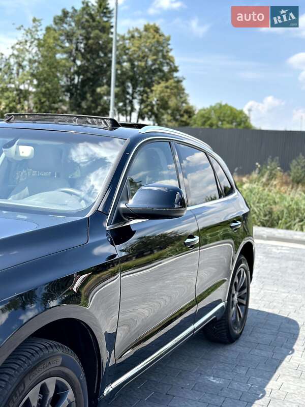 Позашляховик / Кросовер Audi Q5 2015 в Самборі
