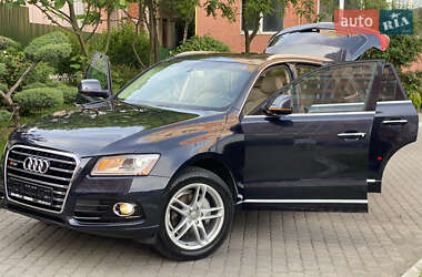 Позашляховик / Кросовер Audi Q5 2015 в Луцьку