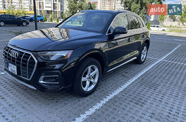 Внедорожник / Кроссовер Audi Q5 2022 в 