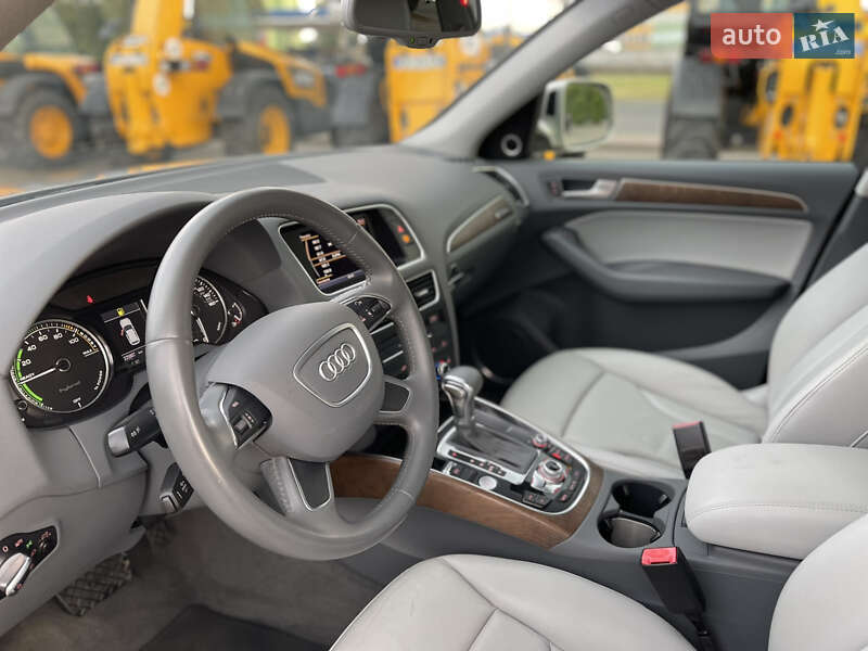 Позашляховик / Кросовер Audi Q5 2012 в Луцьку