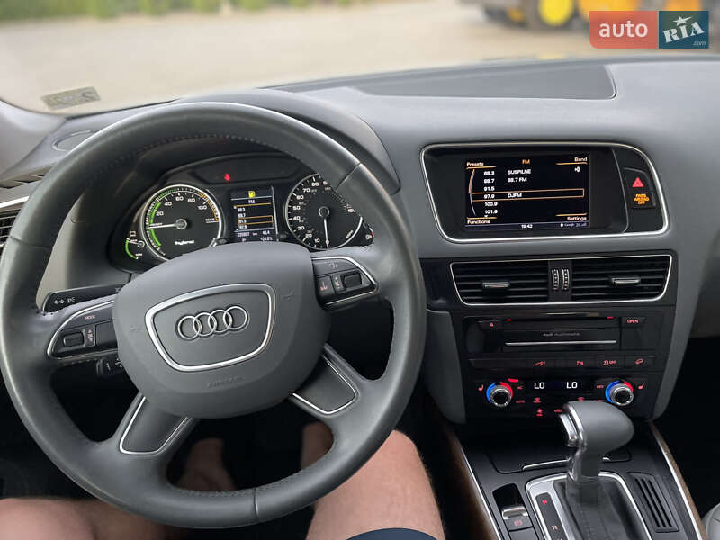 Позашляховик / Кросовер Audi Q5 2012 в Луцьку