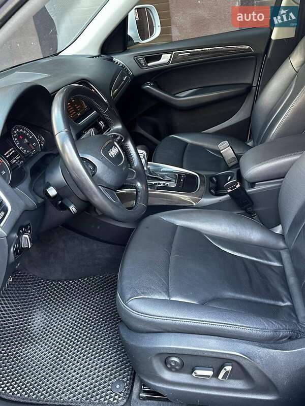 Позашляховик / Кросовер Audi Q5 2014 в Вінниці