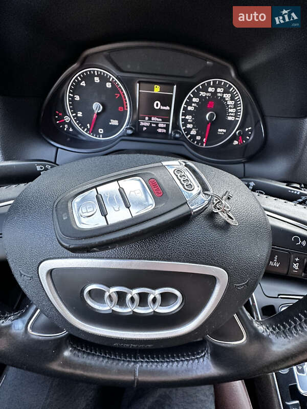 Внедорожник / Кроссовер Audi Q5 2013 в Одессе