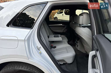 Позашляховик / Кросовер Audi Q5 2024 в 