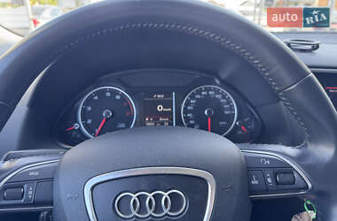 Внедорожник / Кроссовер Audi Q5 2016 в 