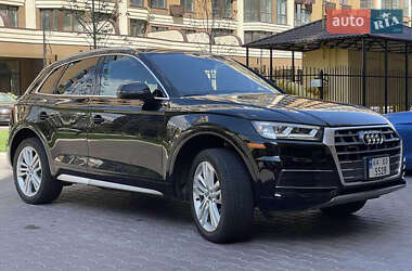 Внедорожник / Кроссовер Audi Q5 2018 в 