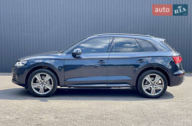 Позашляховик / Кросовер Audi Q5 2019 в 