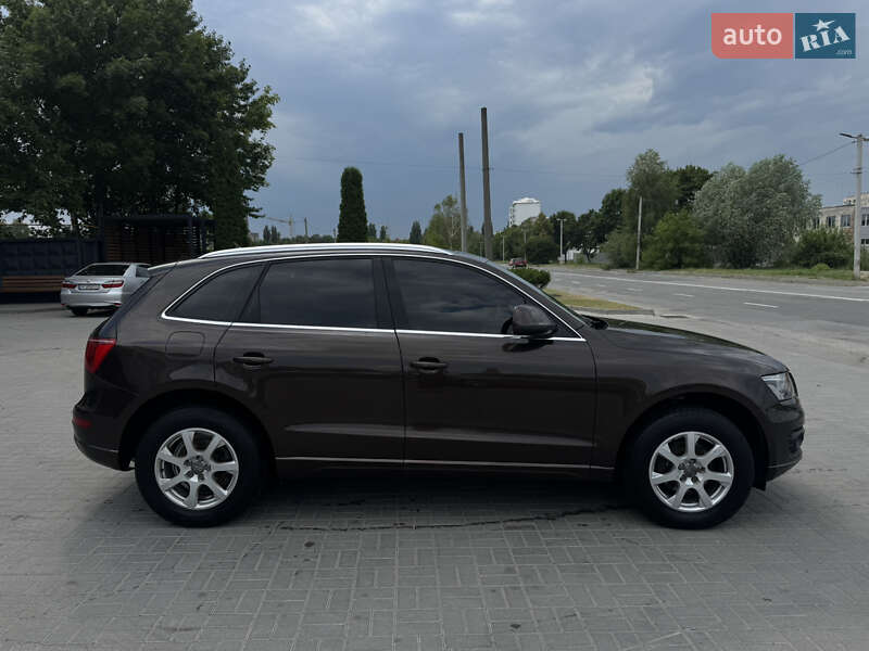 Внедорожник / Кроссовер Audi Q5 2011 в Каменец-Подольском фото 2 Внедорожник / Кроссовер Audi Q5 2011 в Каменец-Подольском