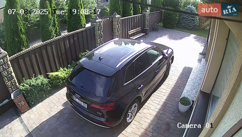 Внедорожник / Кроссовер Audi Q5 2017 в Ровно