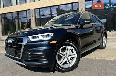 Внедорожник / Кроссовер Audi Q5 2019 в 
