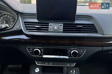 Внедорожник / Кроссовер Audi Q5 2019 в 