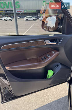 Позашляховик / Кросовер Audi Q5 2013 в 