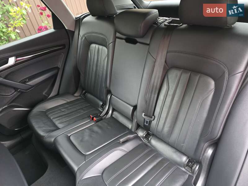 Позашляховик / Кросовер Audi Q5 2018 в Тернополі