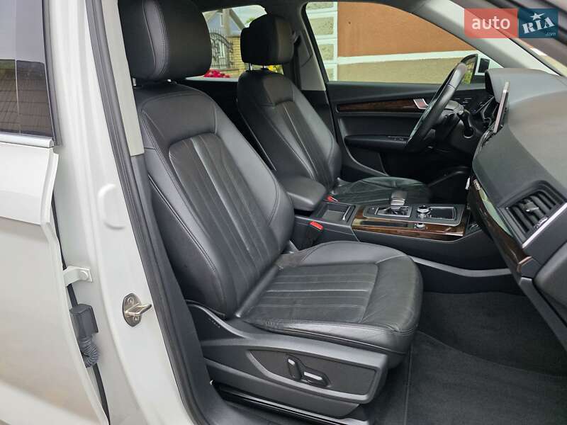 Позашляховик / Кросовер Audi Q5 2018 в Тернополі