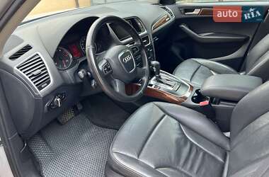 Внедорожник / Кроссовер Audi Q5 2012 в 