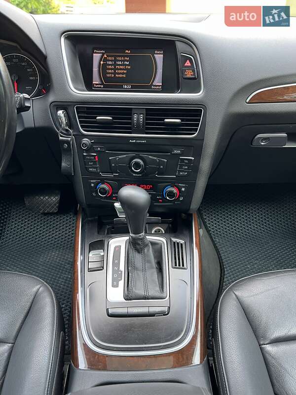 Позашляховик / Кросовер Audi Q5 2012 в Києві