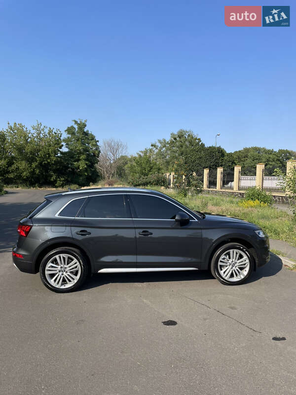 Внедорожник / Кроссовер Audi Q5 2018 в Черкассах