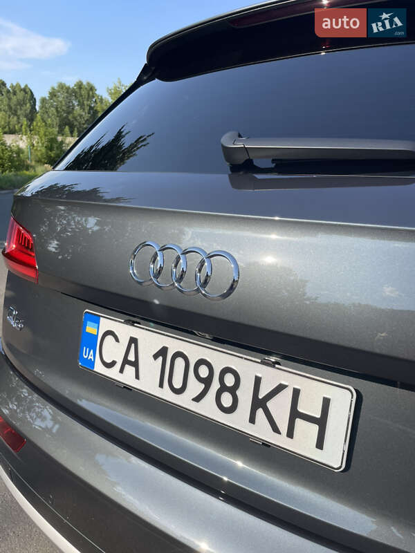 Внедорожник / Кроссовер Audi Q5 2018 в Черкассах