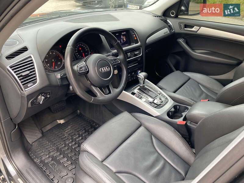Внедорожник / Кроссовер Audi Q5 2013 в Львове