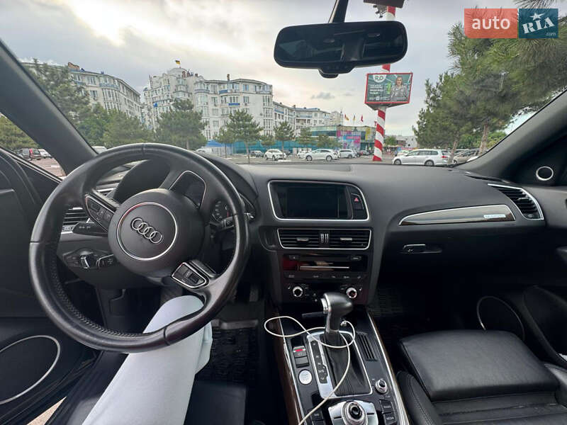 Внедорожник / Кроссовер Audi Q5 2015 в Одессе