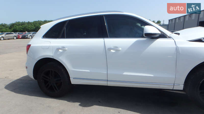 Позашляховик / Кросовер Audi Q5 2016 в Києві