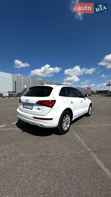 Внедорожник / Кроссовер Audi Q5 2015 в Одессе