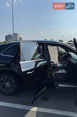 Внедорожник / Кроссовер Audi Q5 2016 в 
