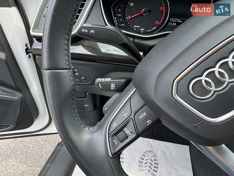 Позашляховик / Кросовер Audi Q5 2020 в Києві