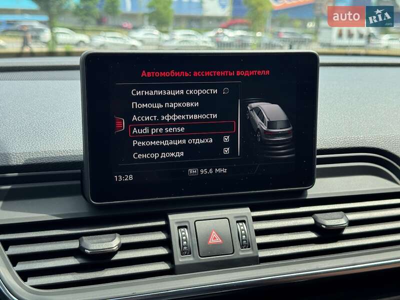 Позашляховик / Кросовер Audi Q5 2020 в Києві