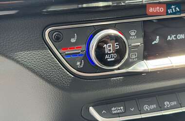 Внедорожник / Кроссовер Audi Q5 2020 в 
