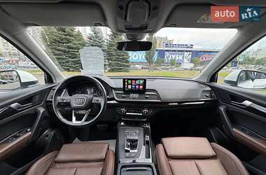 Внедорожник / Кроссовер Audi Q5 2020 в 