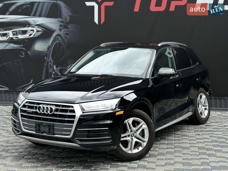 Позашляховик / Кросовер Audi Q5 2018 в Львові