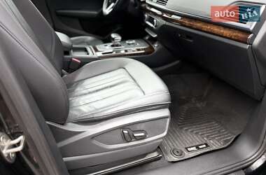 Внедорожник / Кроссовер Audi Q5 2018 в 