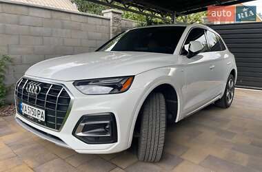 Внедорожник / Кроссовер Audi Q5 2023 в 