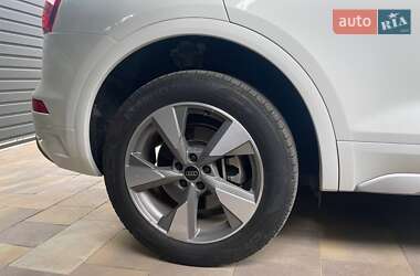 Внедорожник / Кроссовер Audi Q5 2023 в 