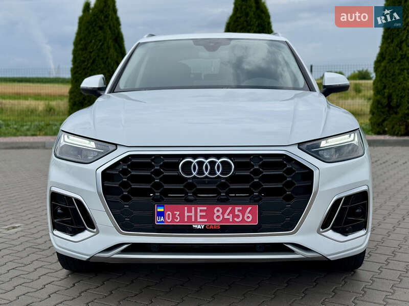 Внедорожник / Кроссовер Audi Q5 2023 в Ровно
