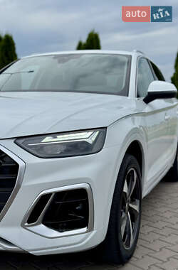 Внедорожник / Кроссовер Audi Q5 2023 в 